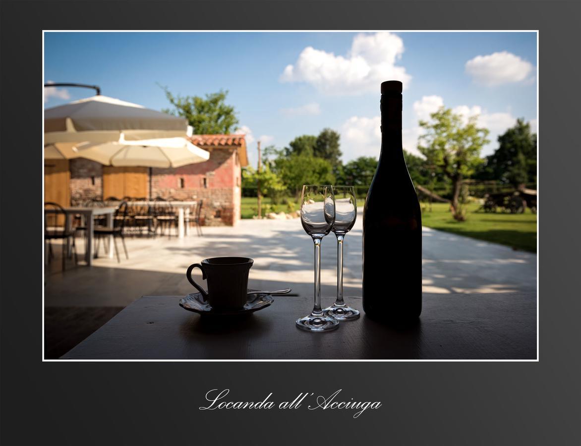 Locanda Acciuga Mm Piazzola sul Brenta Luaran gambar