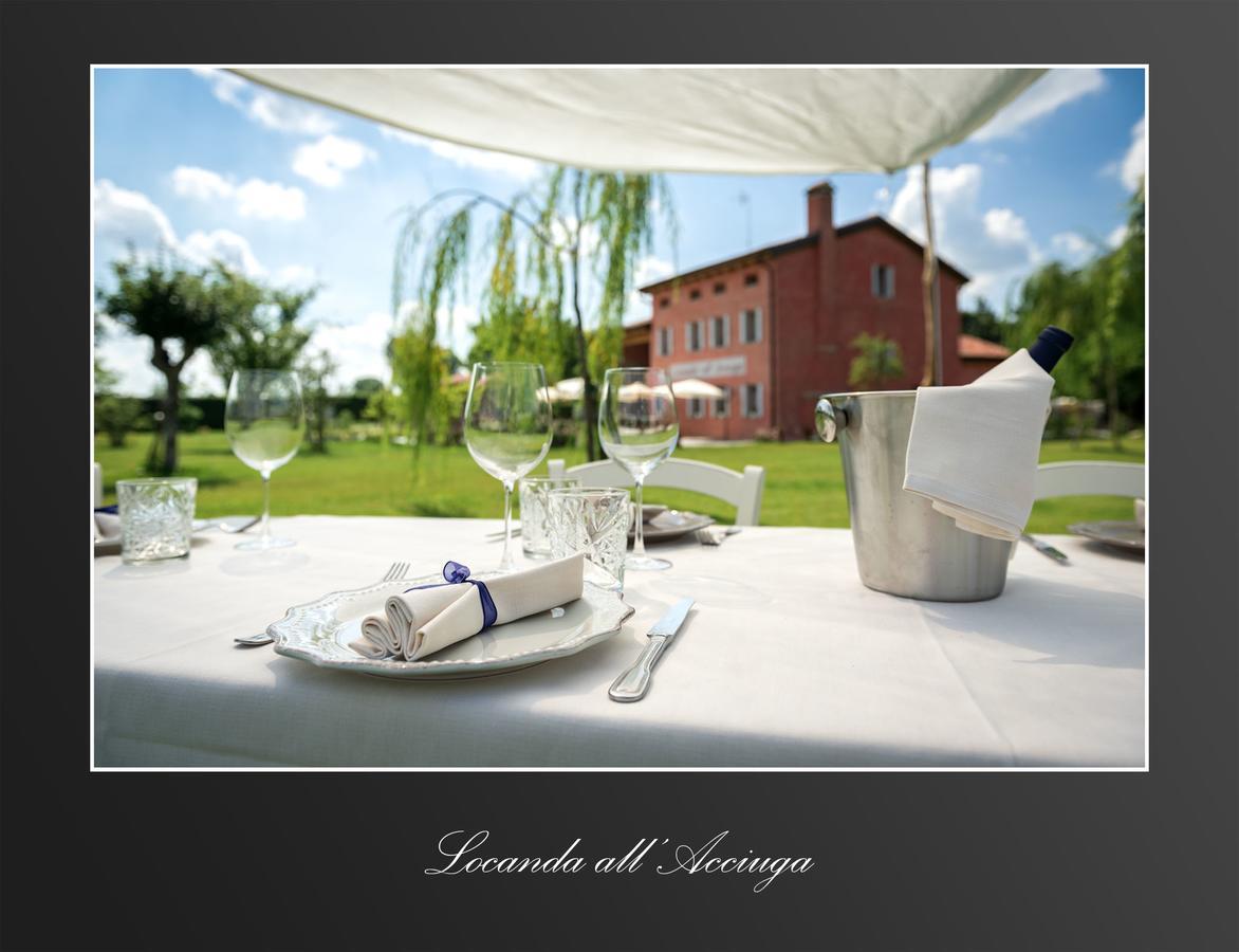 Locanda Acciuga Mm Piazzola sul Brenta Luaran gambar