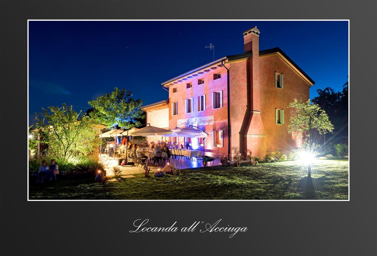 Locanda Acciuga Mm Piazzola sul Brenta Luaran gambar