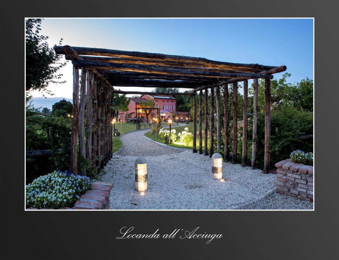 Locanda Acciuga Mm Piazzola sul Brenta Luaran gambar